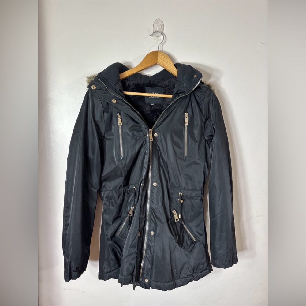 YMI junior coat size M